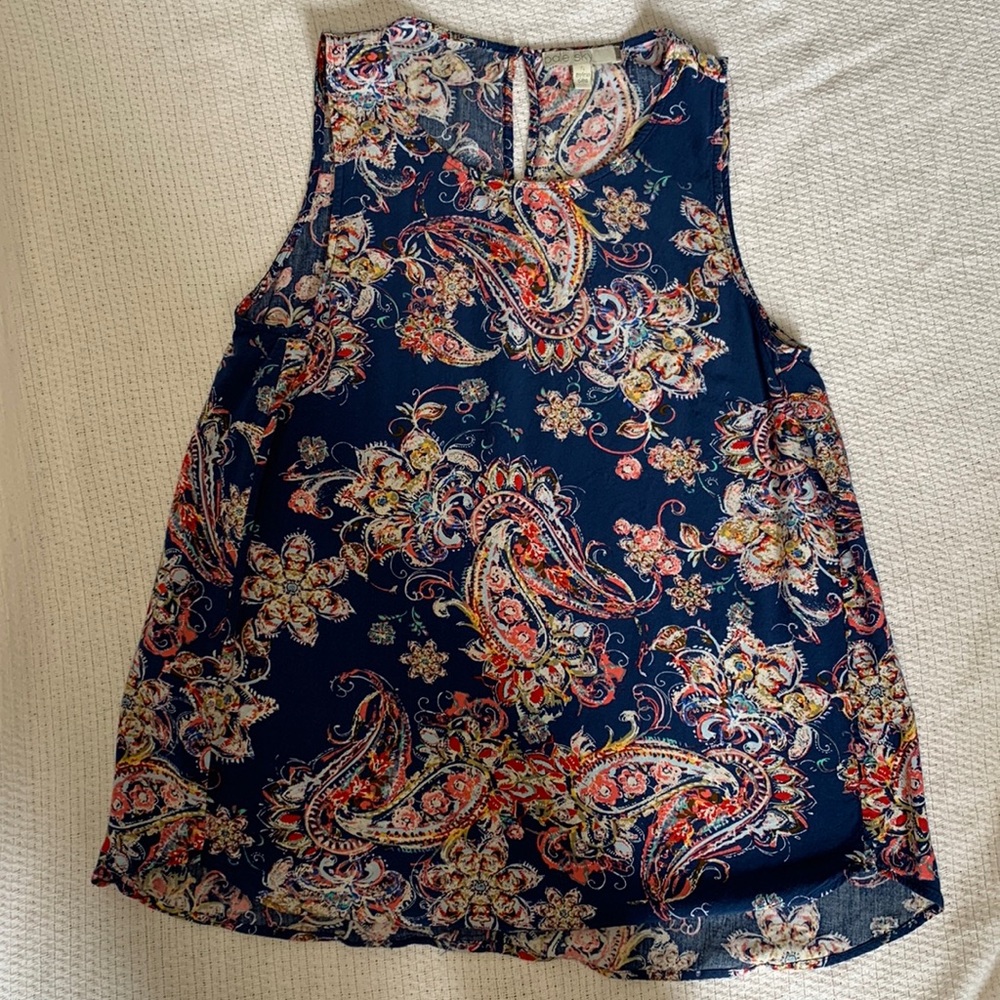 Pale Sky Paisley Print Tank in Small